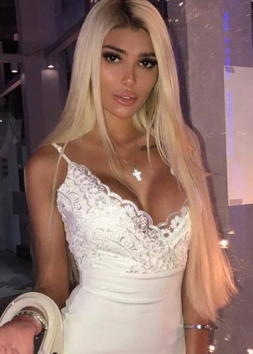 Лина, Г. Мончегорск